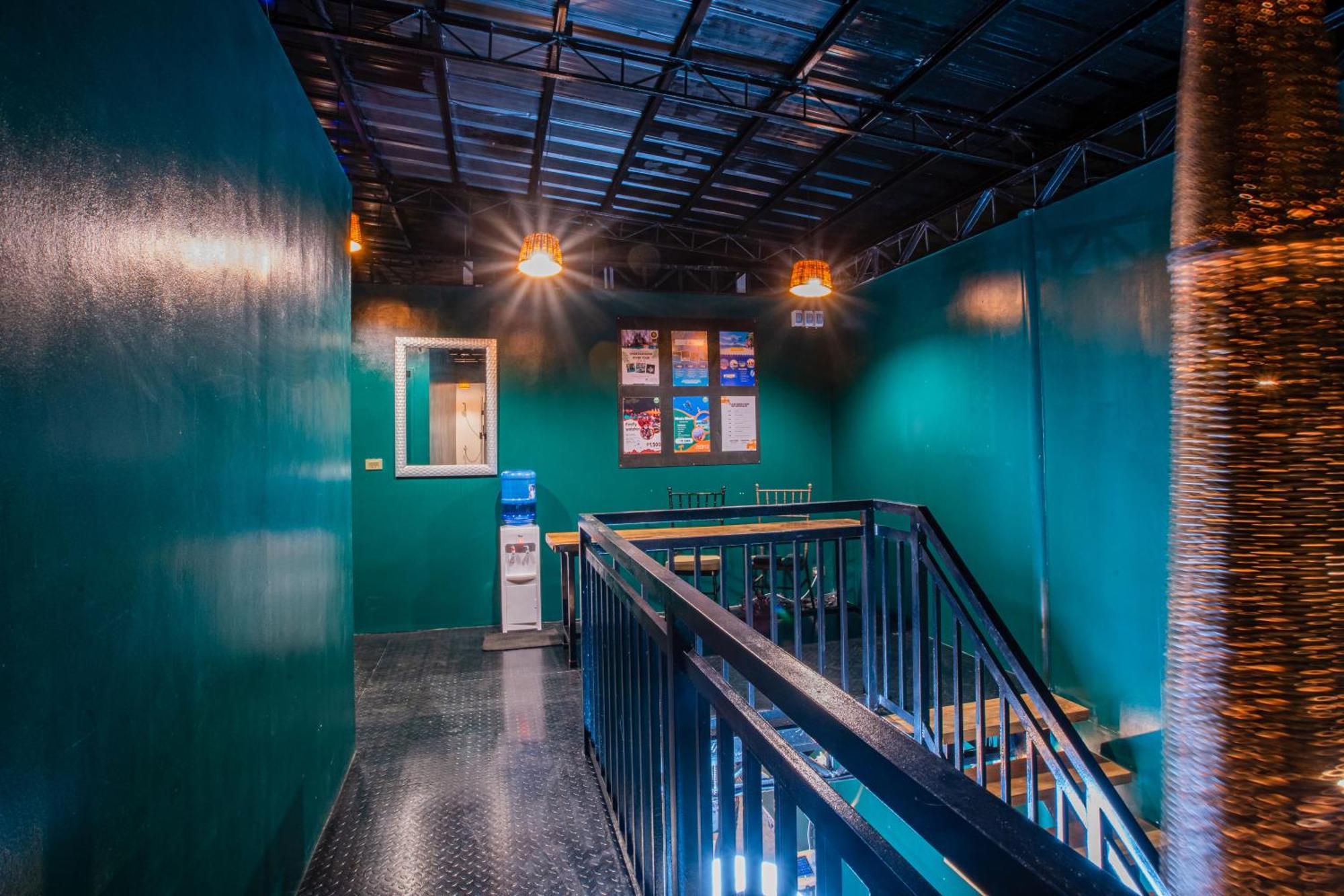 Lartista Hostel بويرتو برينسيسا المظهر الخارجي الصورة