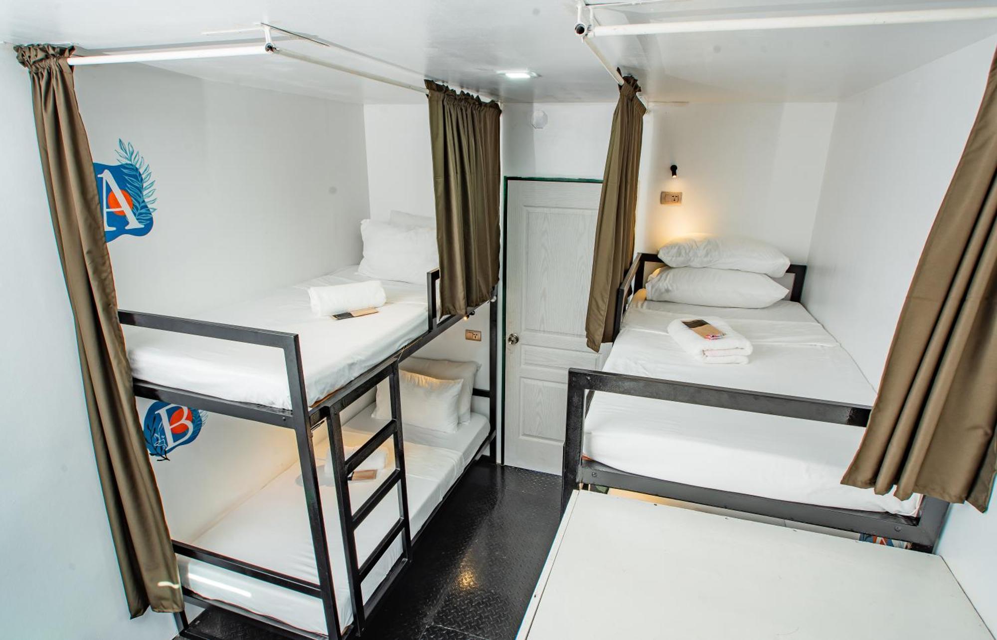 Lartista Hostel بويرتو برينسيسا المظهر الخارجي الصورة