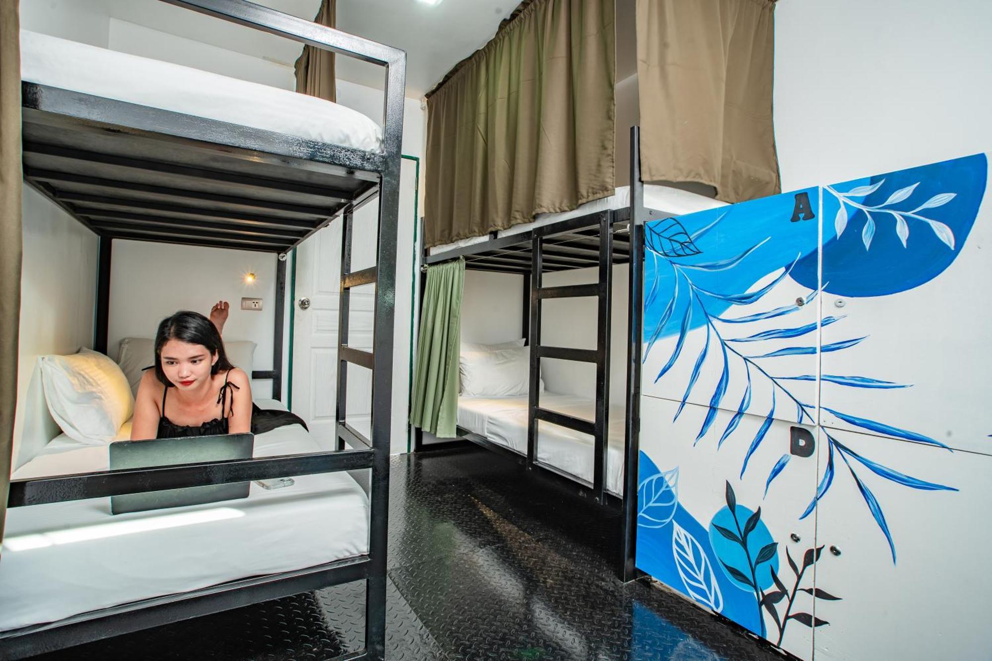 Lartista Hostel بويرتو برينسيسا المظهر الخارجي الصورة