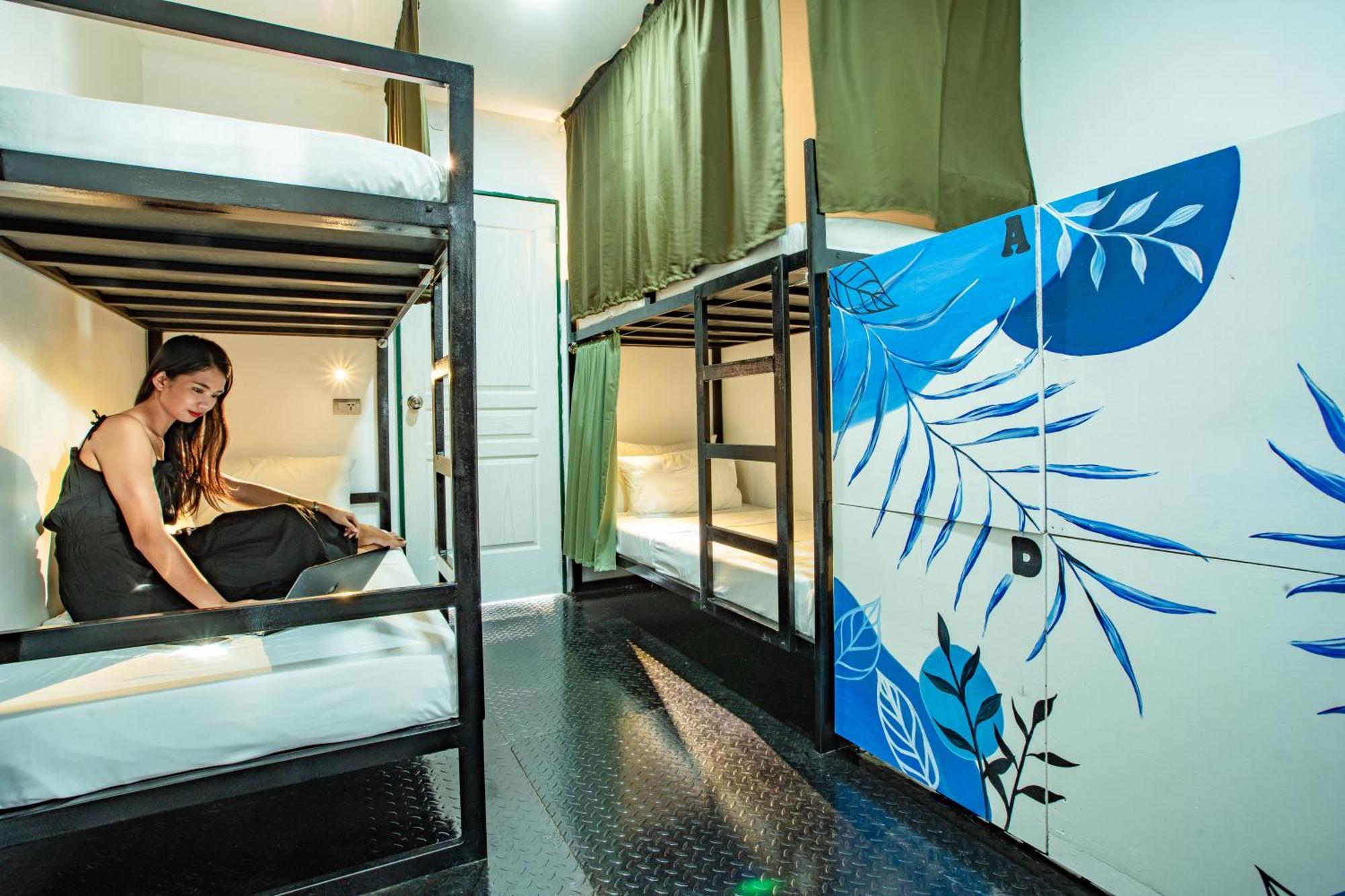 Lartista Hostel بويرتو برينسيسا المظهر الخارجي الصورة