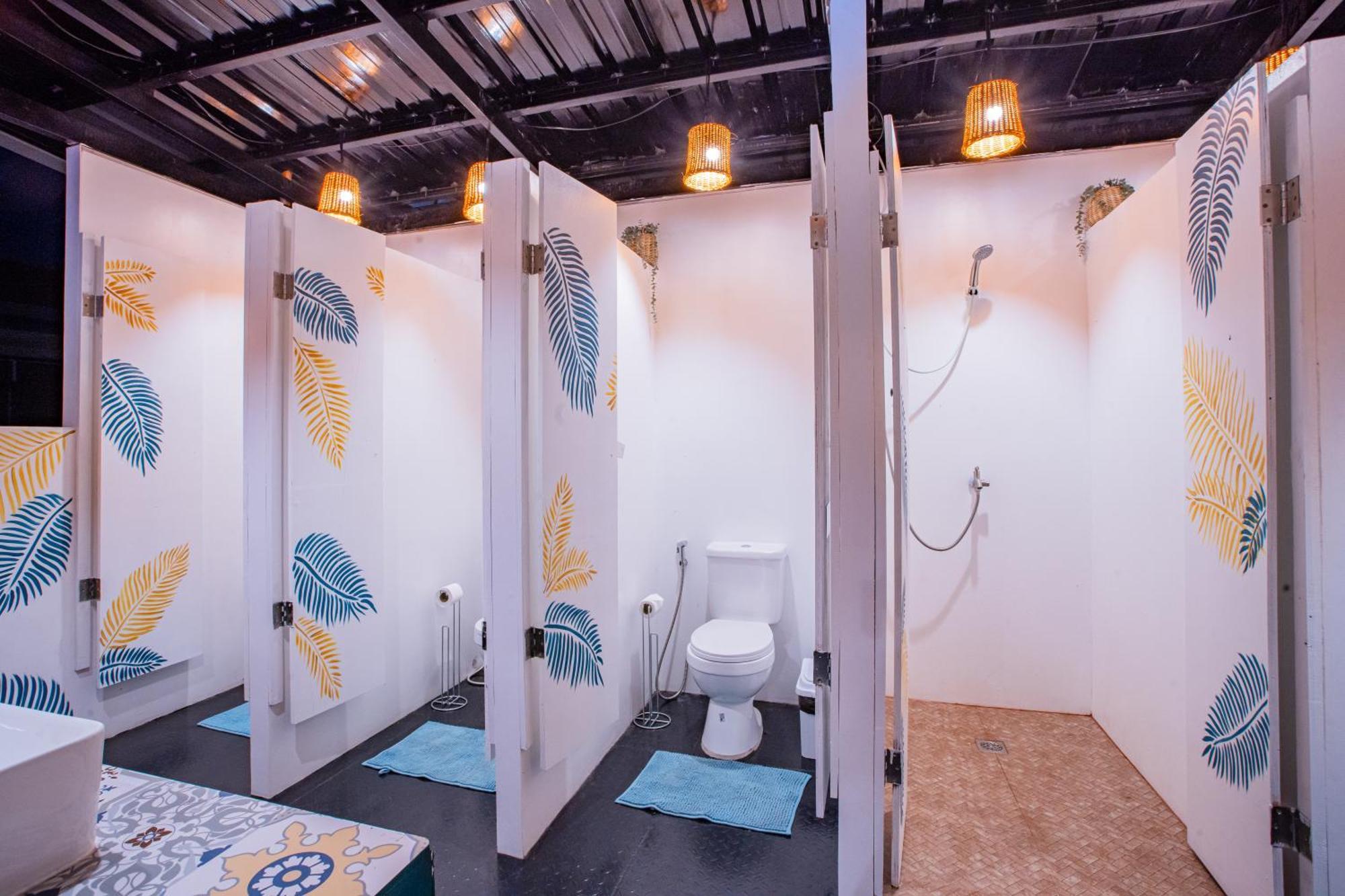 Lartista Hostel بويرتو برينسيسا المظهر الخارجي الصورة